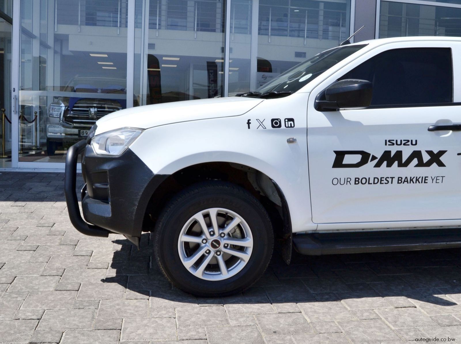 2024 Isuzu D-Max pictures