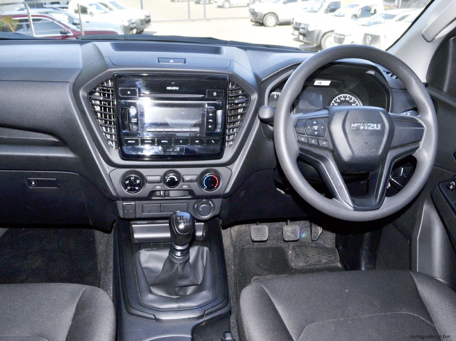 2024 Isuzu D-Max pictures