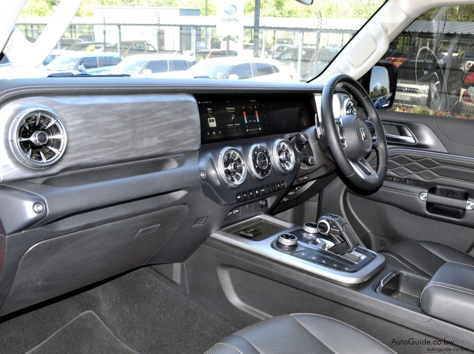 2024 GWM Tank 300 AWD 2.0L A/T pictures