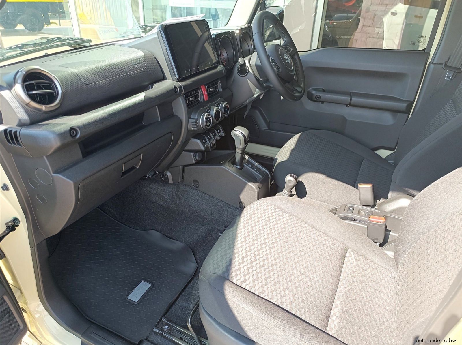 2025 Suzuki Jimny AllGrip 5 Doors 4x4 pictures