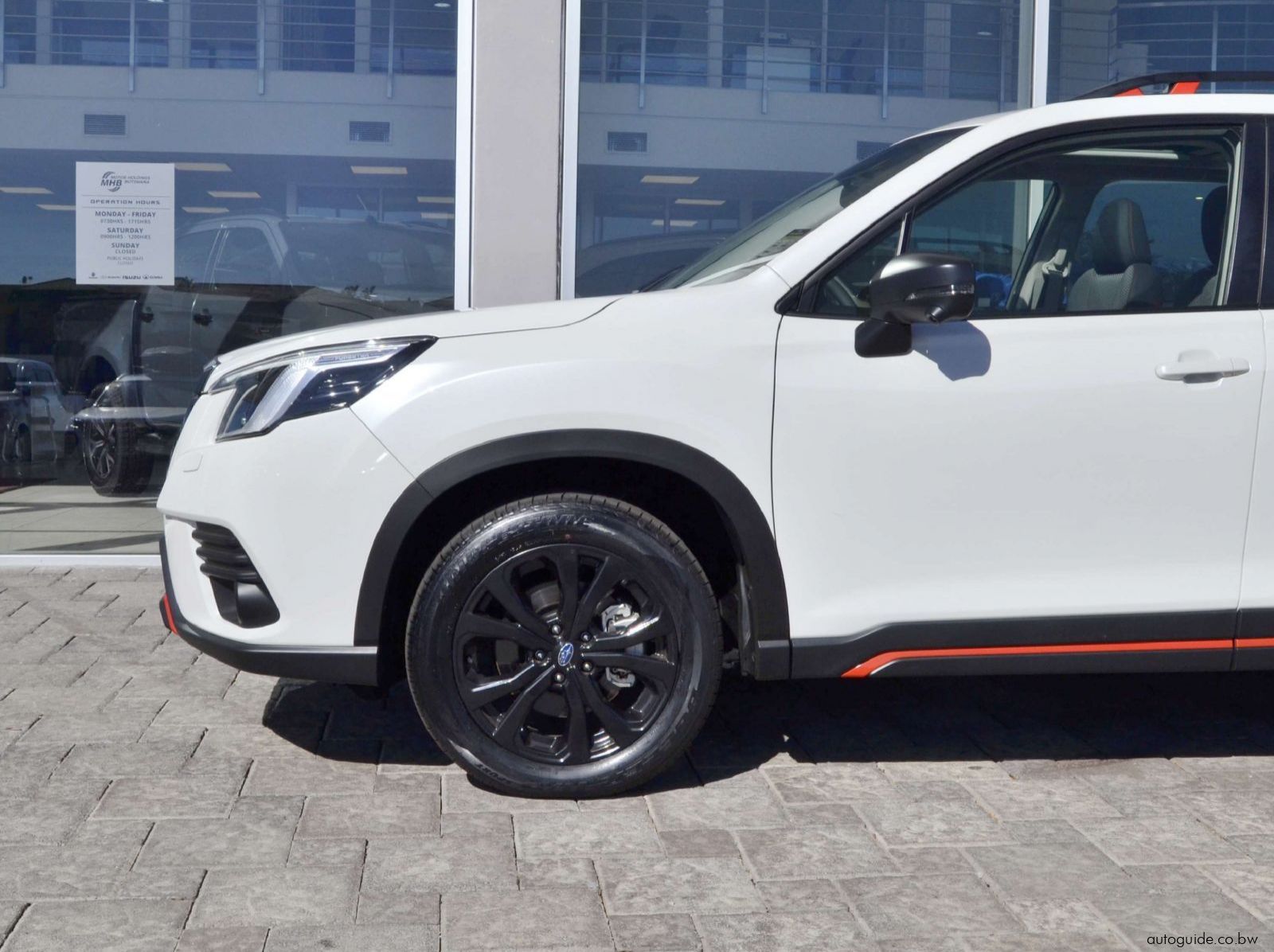 2025 Subaru Forester Sport pictures