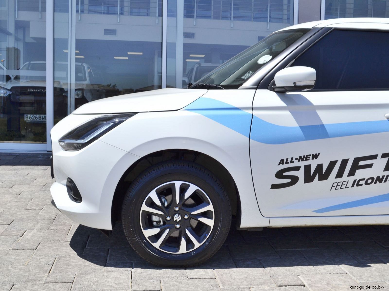 2024 Suzuki Swift pictures