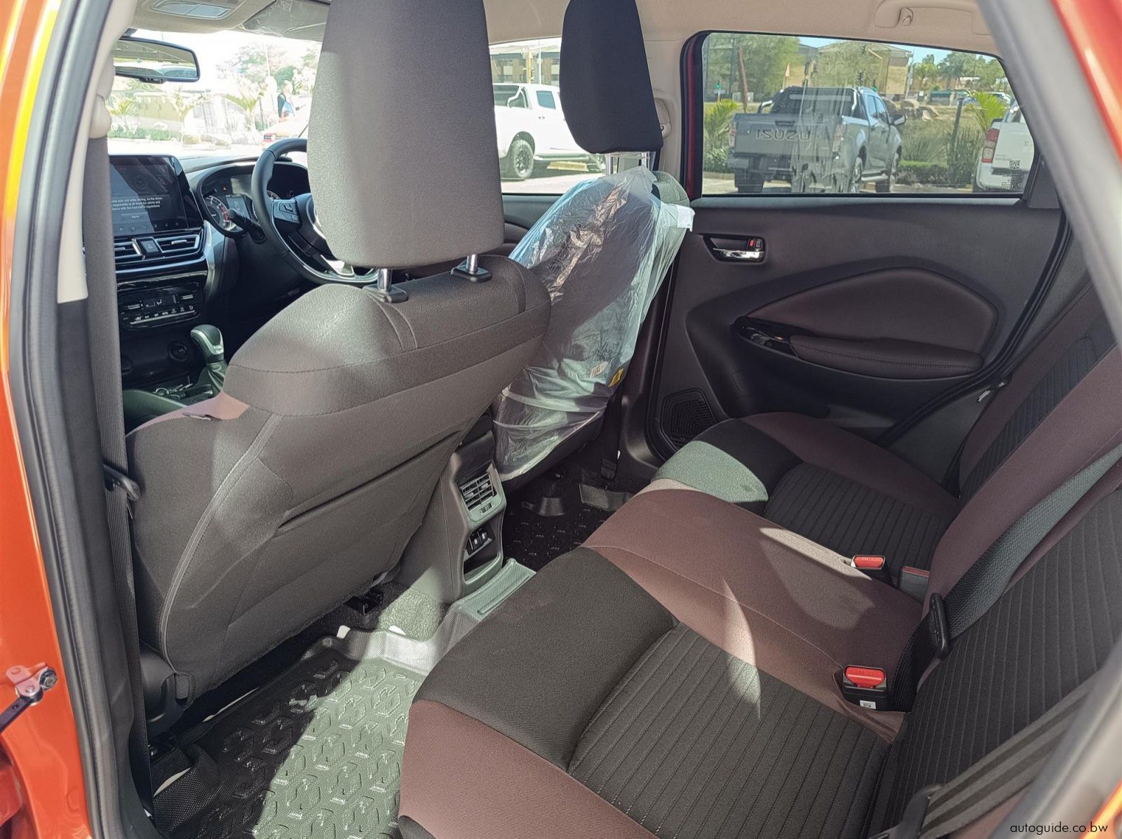 2026 Suzuki Fronx GLX A/T 1.5L pictures