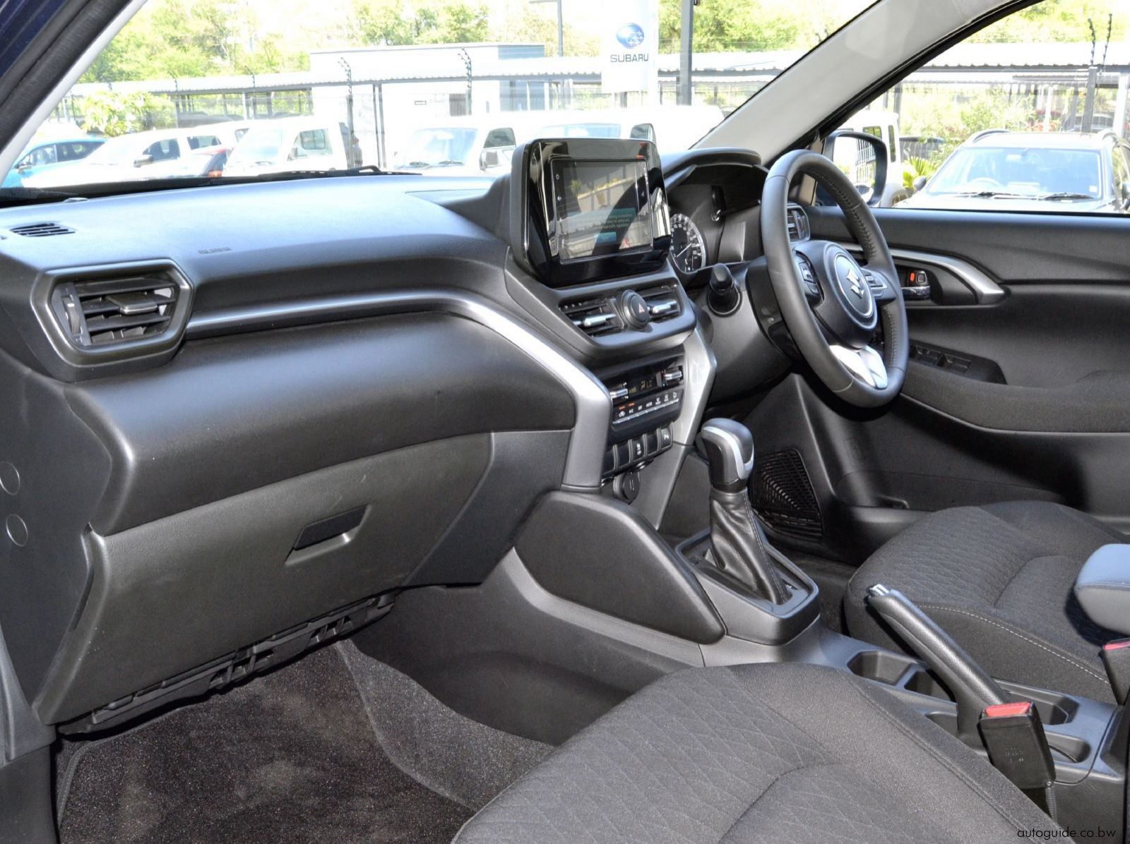 2025 Suzuki Grand Vitara pictures