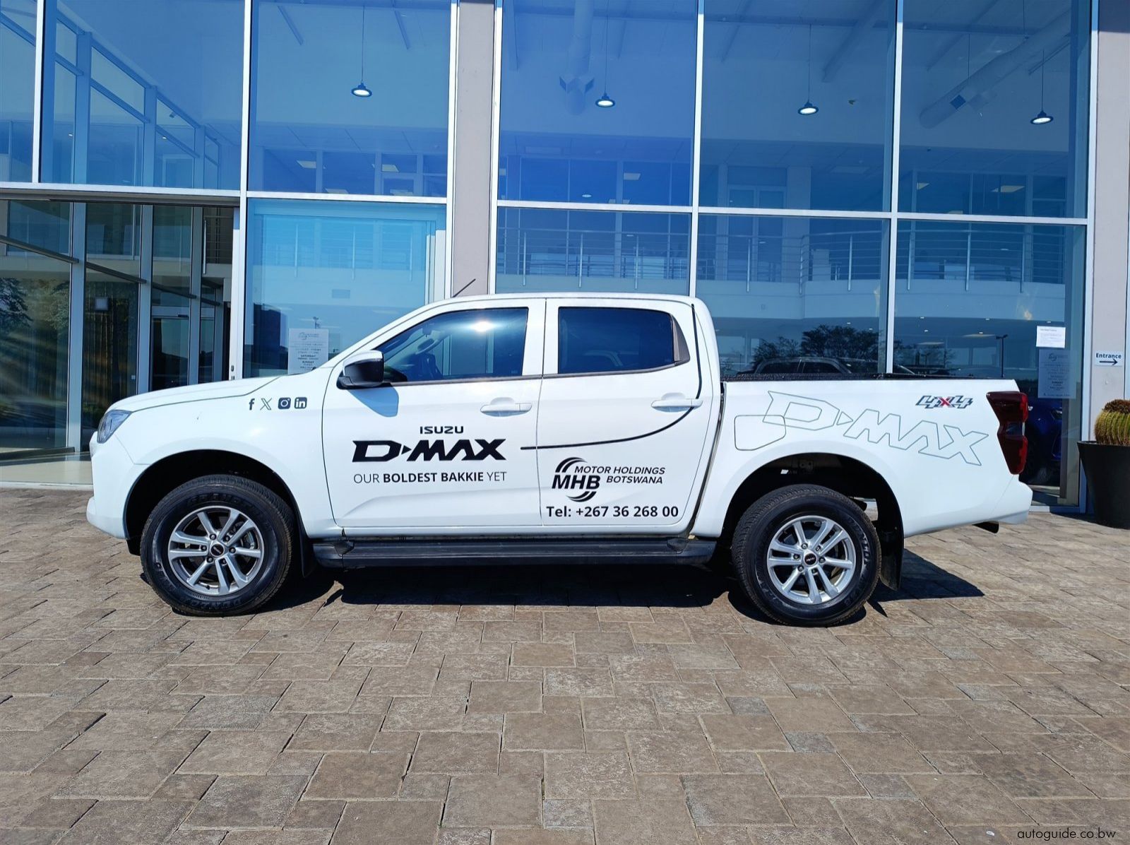 2025 Isuzu D-Max 4x4 3.0L pictures