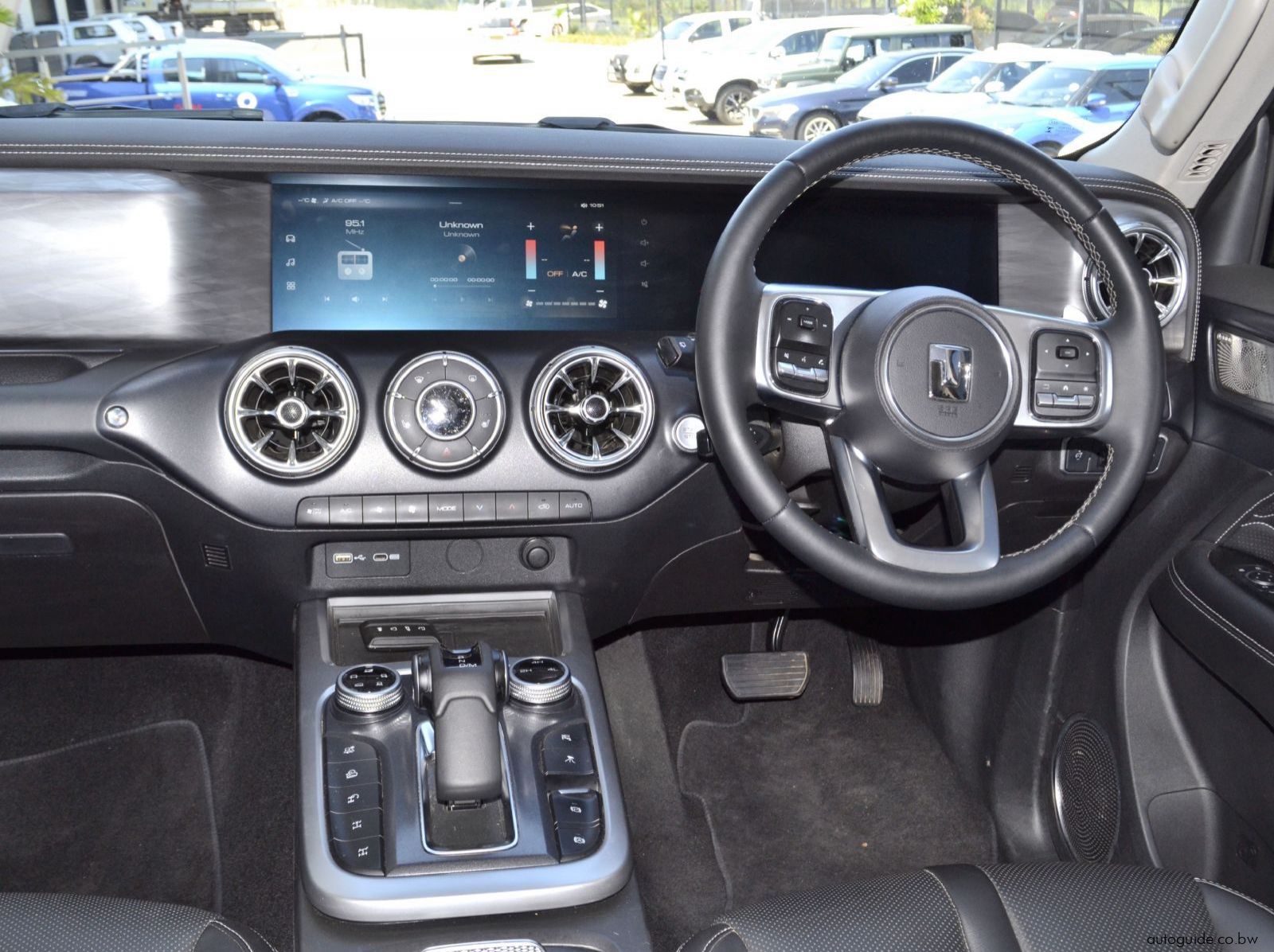 2024 GWM Tank 300 pictures