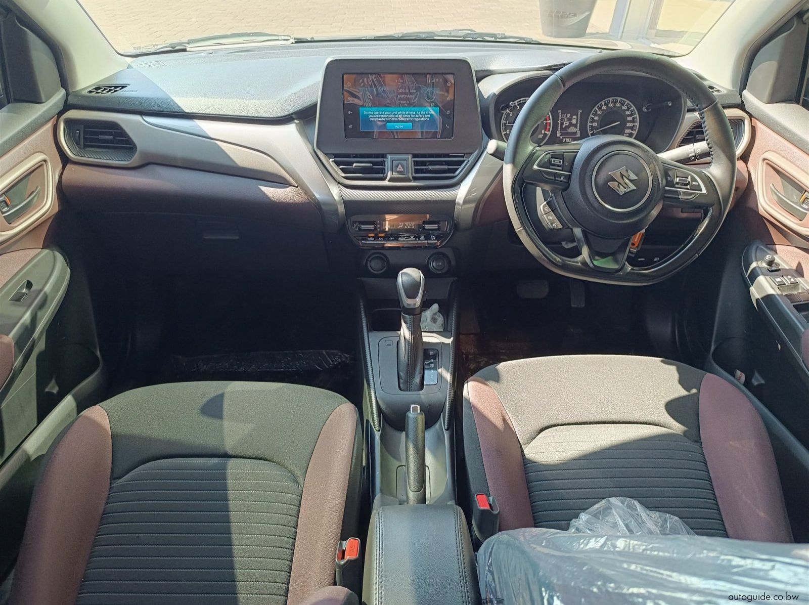 2026 Suzuki Fronx GL 1.5L A/T pictures