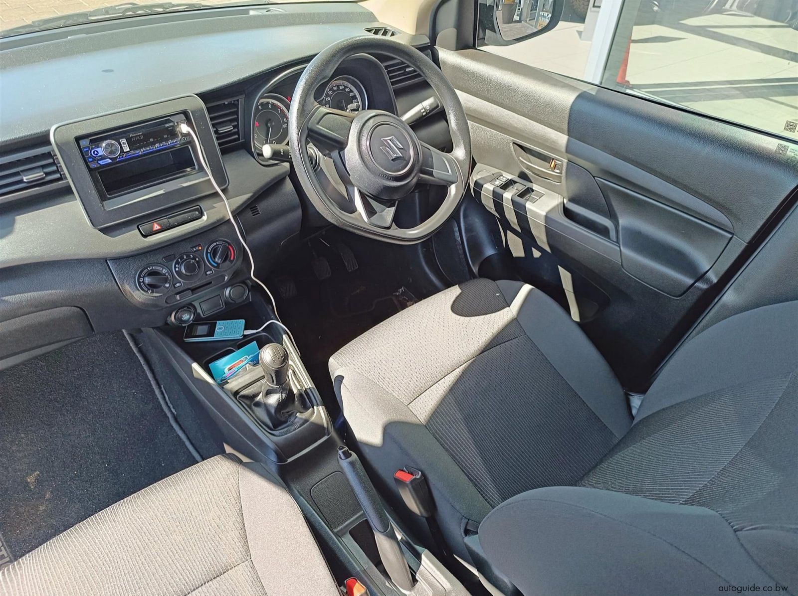 2025 Suzuki Ertiga 7 Seater pictures