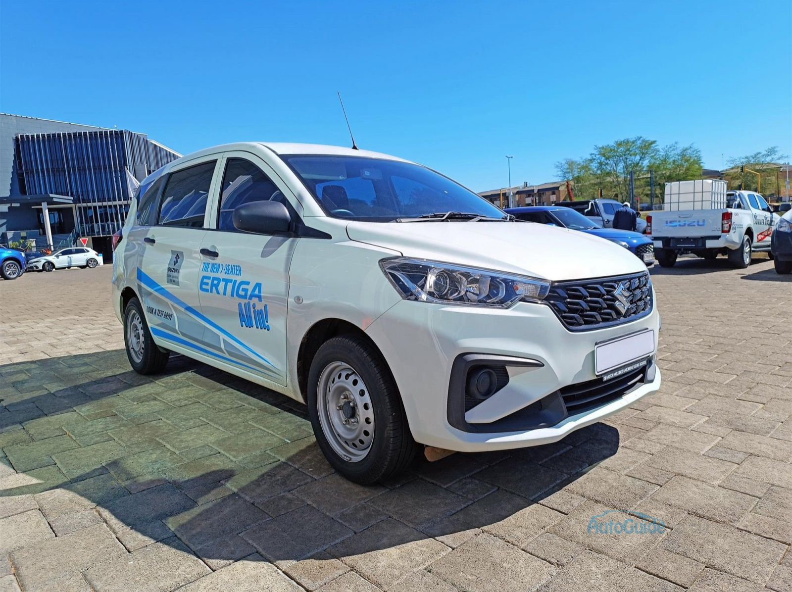 2025 Suzuki Ertiga 7 Seater pictures