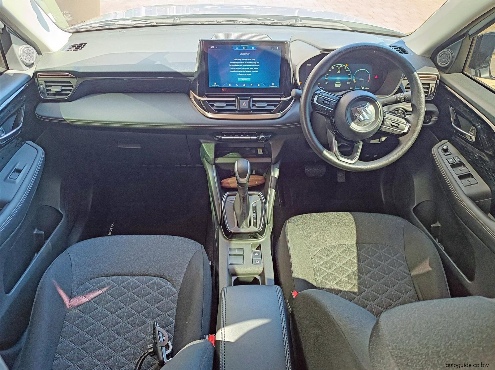 2026 Suzuki Across Hybrid A/T 1.5L pictures