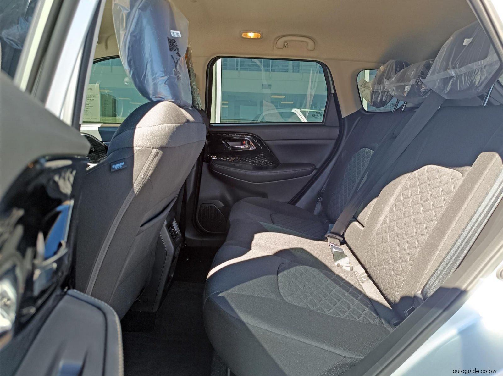 2026 Suzuki Across Hybrid A/T 1.5L pictures