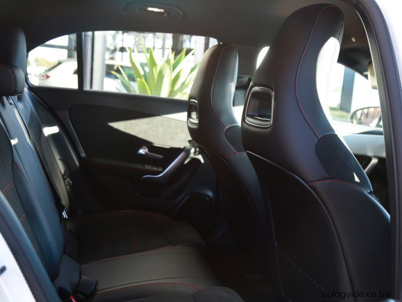 2018 Mercedes-Benz A250 Sport photo