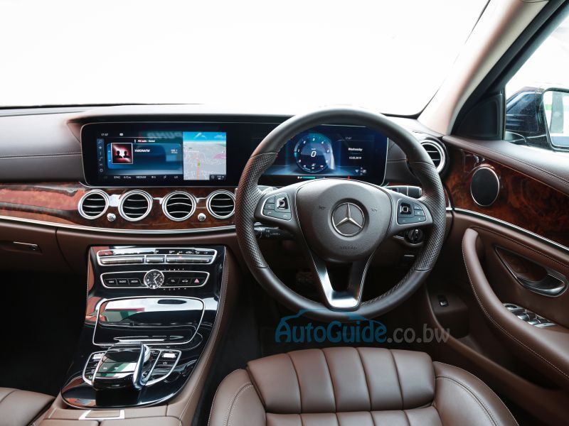 2016 Mercedes-Benz E350d photo