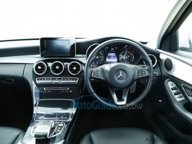 2014 Mercedes-Benz C180 photo