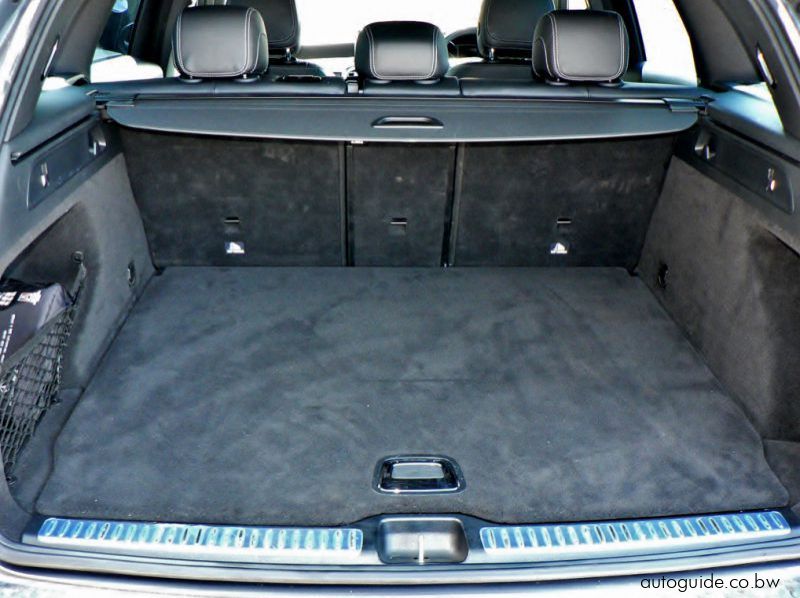 2016 Mercedes-Benz GLC 250 pictures