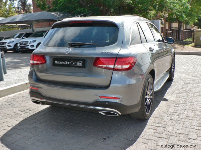 2016 Mercedes-Benz GLC 250 pictures