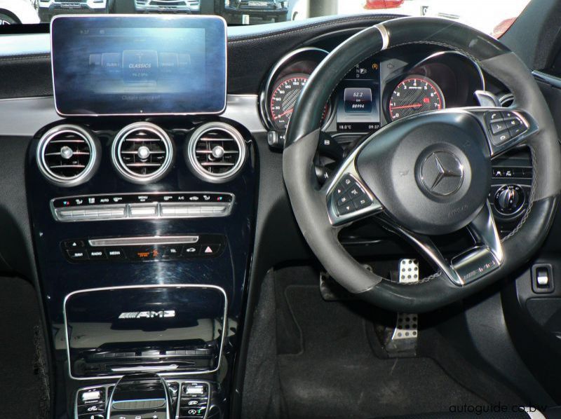 2015 Mercedes-Benz C63 S AMG Biturbo V8 pictures