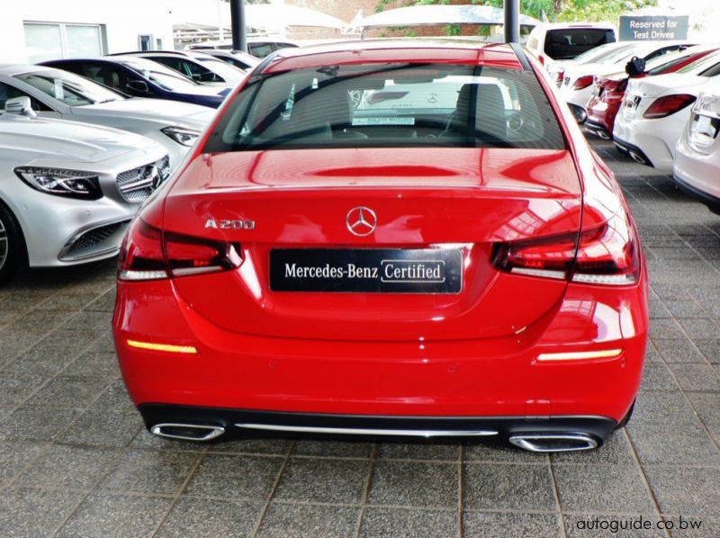 2019 Mercedes-Benz A200 pictures
