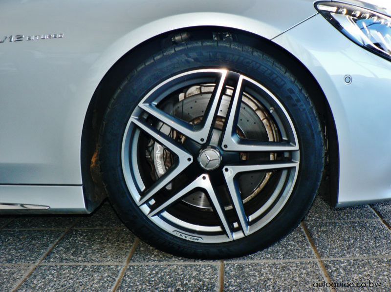 2015 Mercedes-Benz S65 AMG Coupe pictures