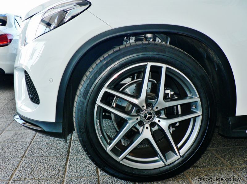 2019 Mercedes-Benz GLE 350D pictures