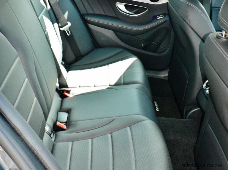 2018 Mercedes-Benz C180 pictures