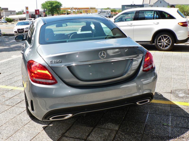 2018 Mercedes-Benz C180 pictures