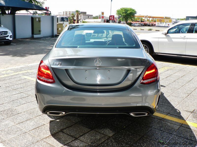 2018 Mercedes-Benz C180 pictures