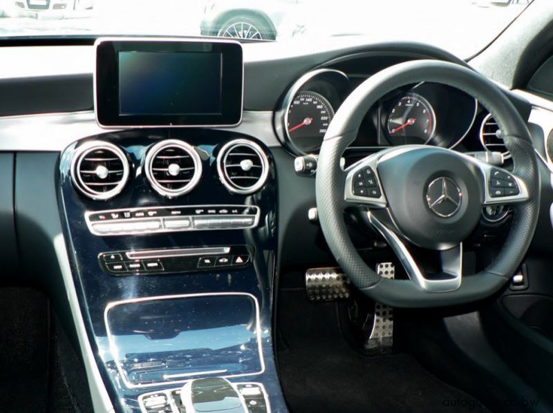 2018 Mercedes-Benz C180 pictures