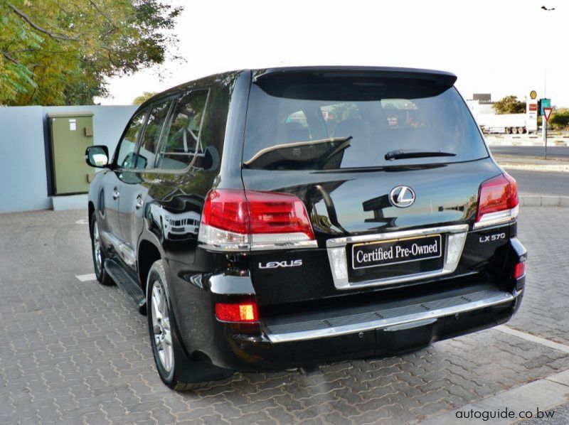 2013 Lexus LX 570 pictures