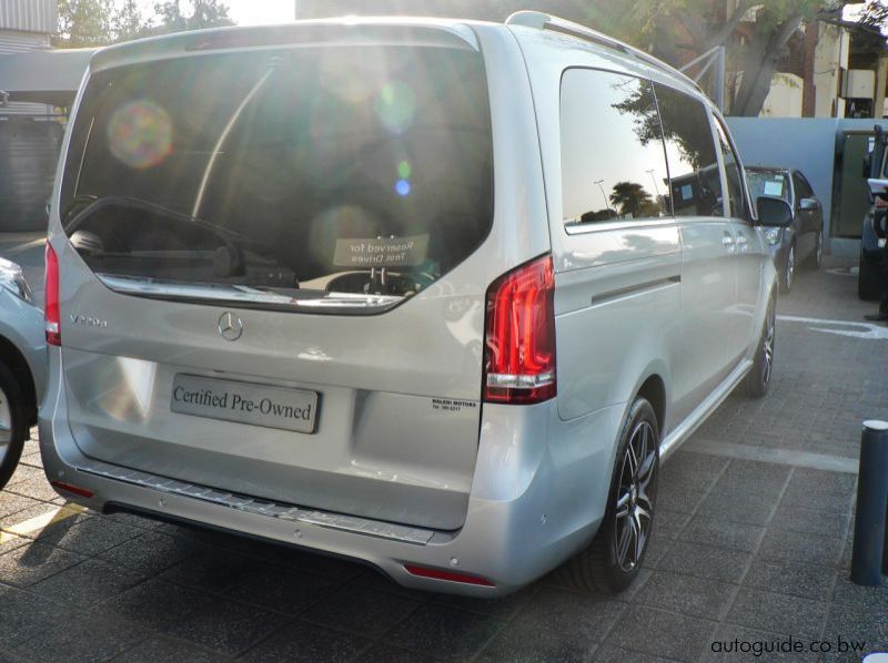 2017 Mercedes-Benz Viano V220 D pictures