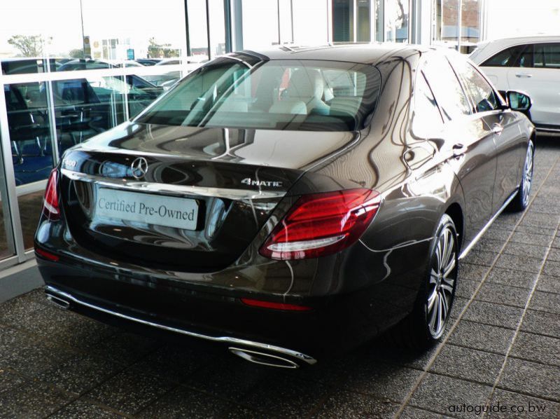 2017 Mercedes-Benz E400 pictures