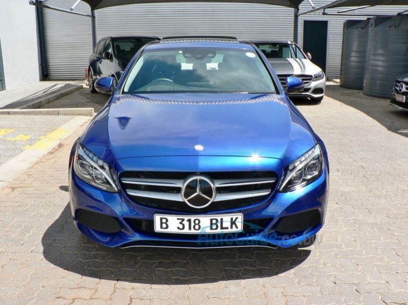 2017 Mercedes-Benz C300 pictures