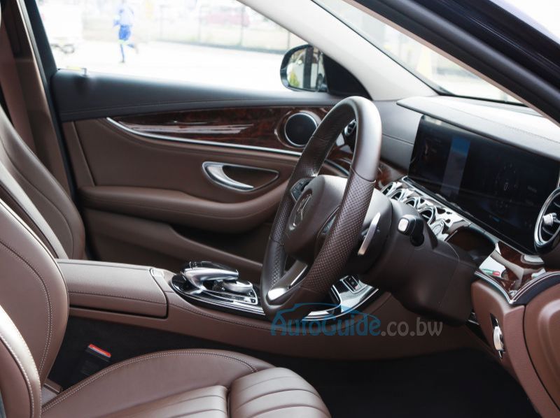 2016 Mercedes-Benz E350d pictures