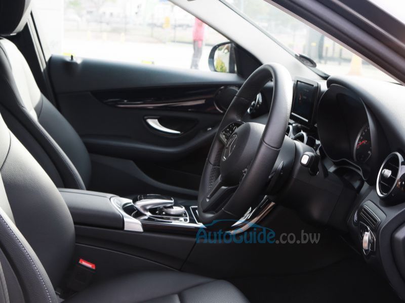2018 Mercedes-Benz C180 F/L pictures