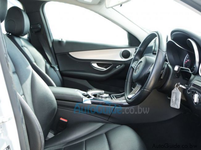 2014 Mercedes-Benz C180 pictures