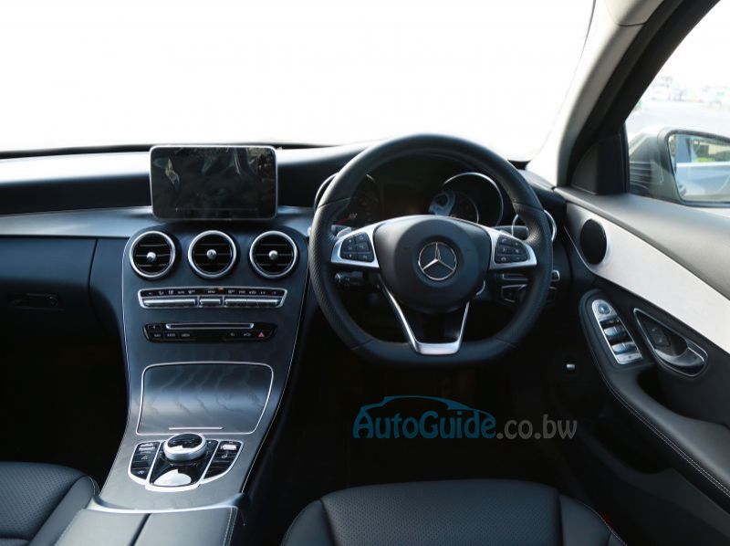 2018 Mercedes-Benz C180 pictures