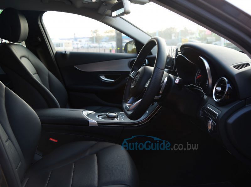 2018 Mercedes-Benz C180 pictures