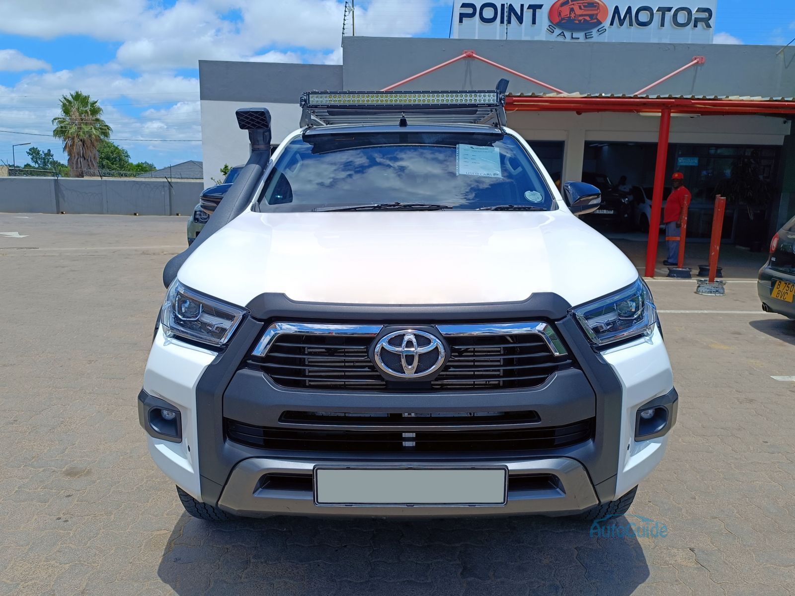 2020 Toyota Hilux 2.8 Legend 50 photo