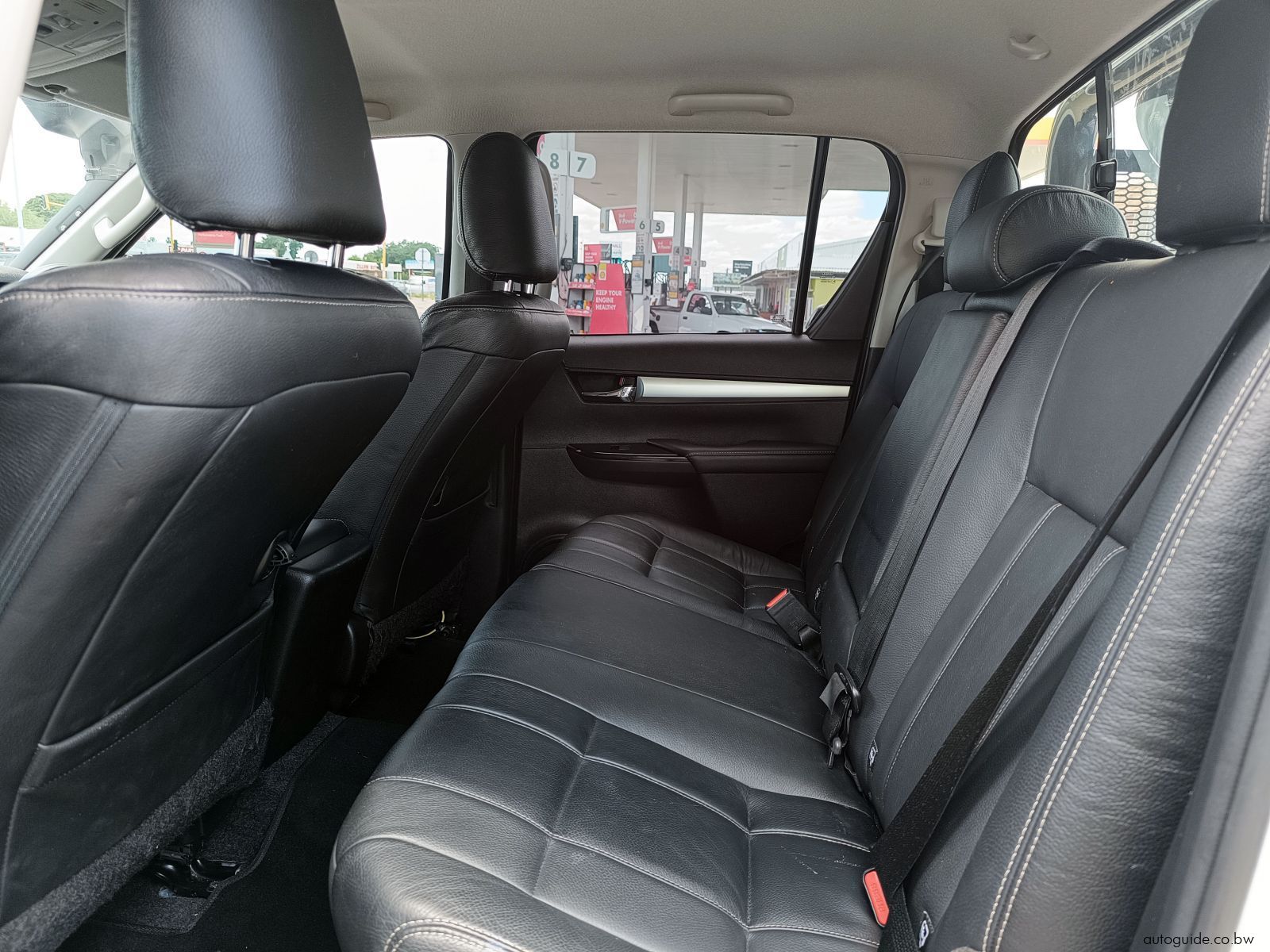 2020 Toyota Hilux 2.8 Legend 50 photo