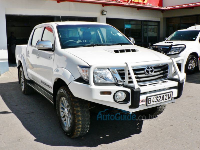 2014 Toyota Hilux D4D pictures