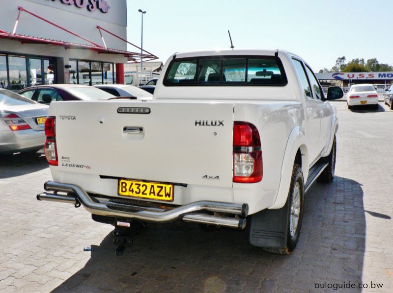 2014 Toyota Hilux D4D pictures