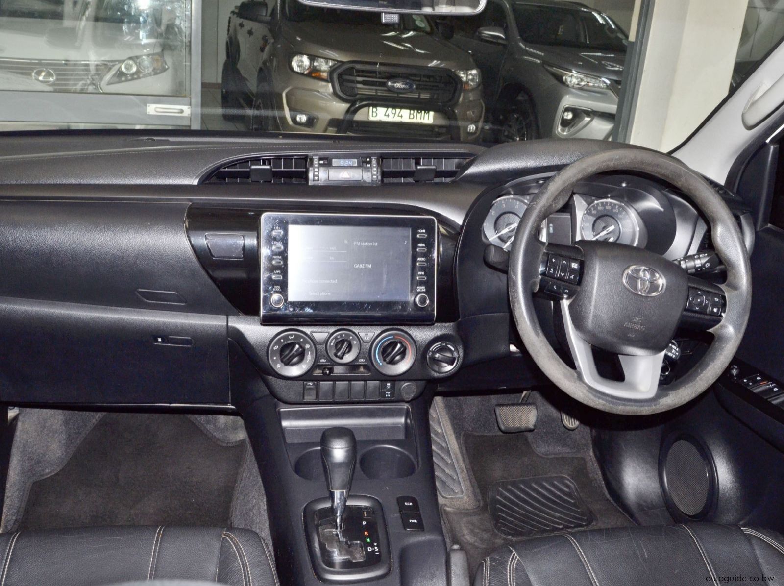 2022 Toyota Hilux GD6 pictures