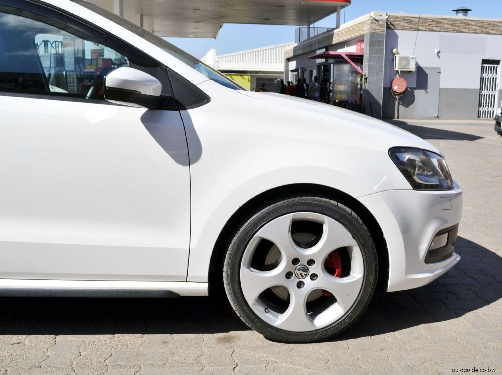 2012 Volkswagen Polo GTi pictures