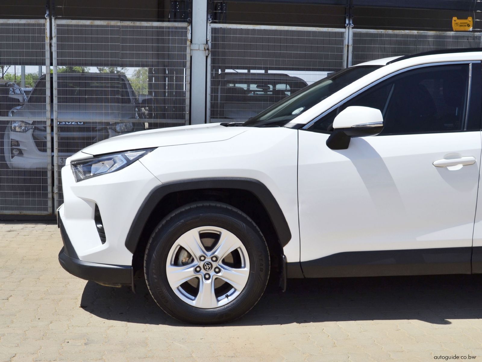 2019 Toyota Rav4 photo