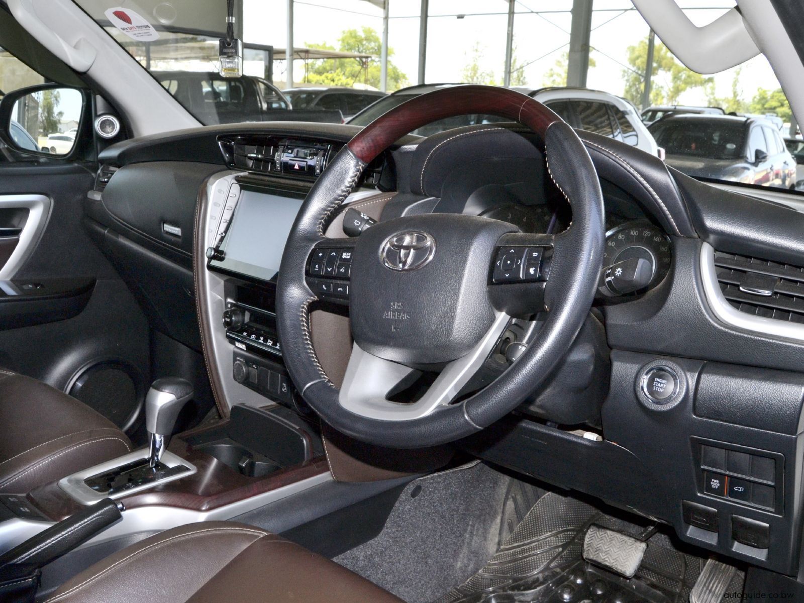 2020 Toyota Fortuner GD6 photo