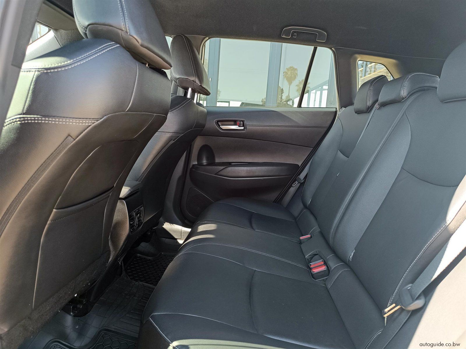 2022 Toyota Corolla Cross XS 1.8L A/T photo