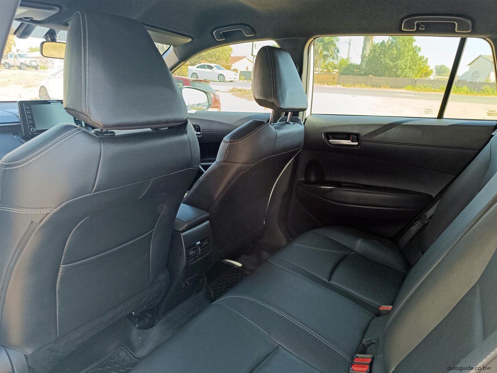 2022 Toyota Corolla Cross XS 1.8L A/T photo