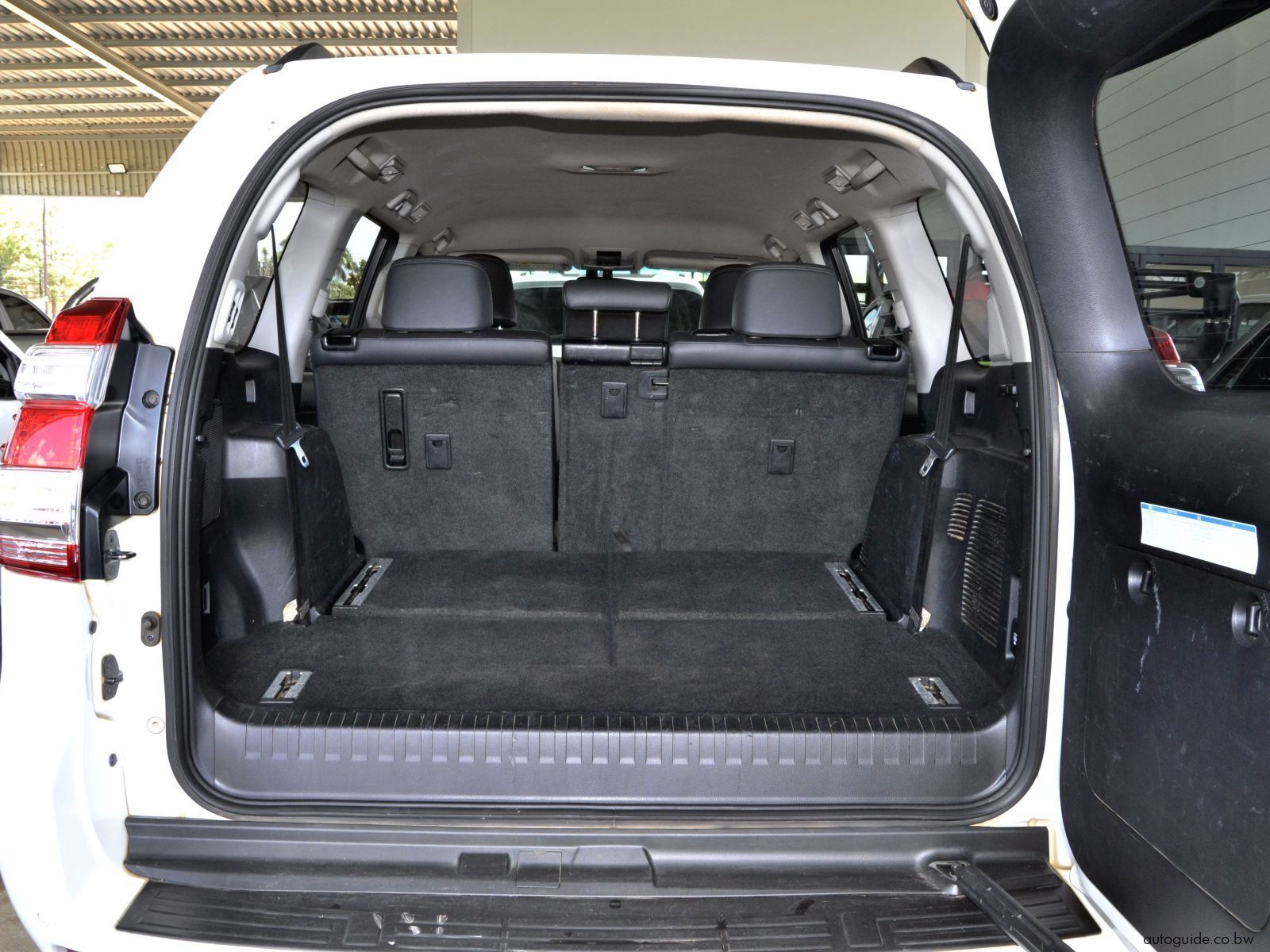 2015 Toyota Prado VX D4D photo