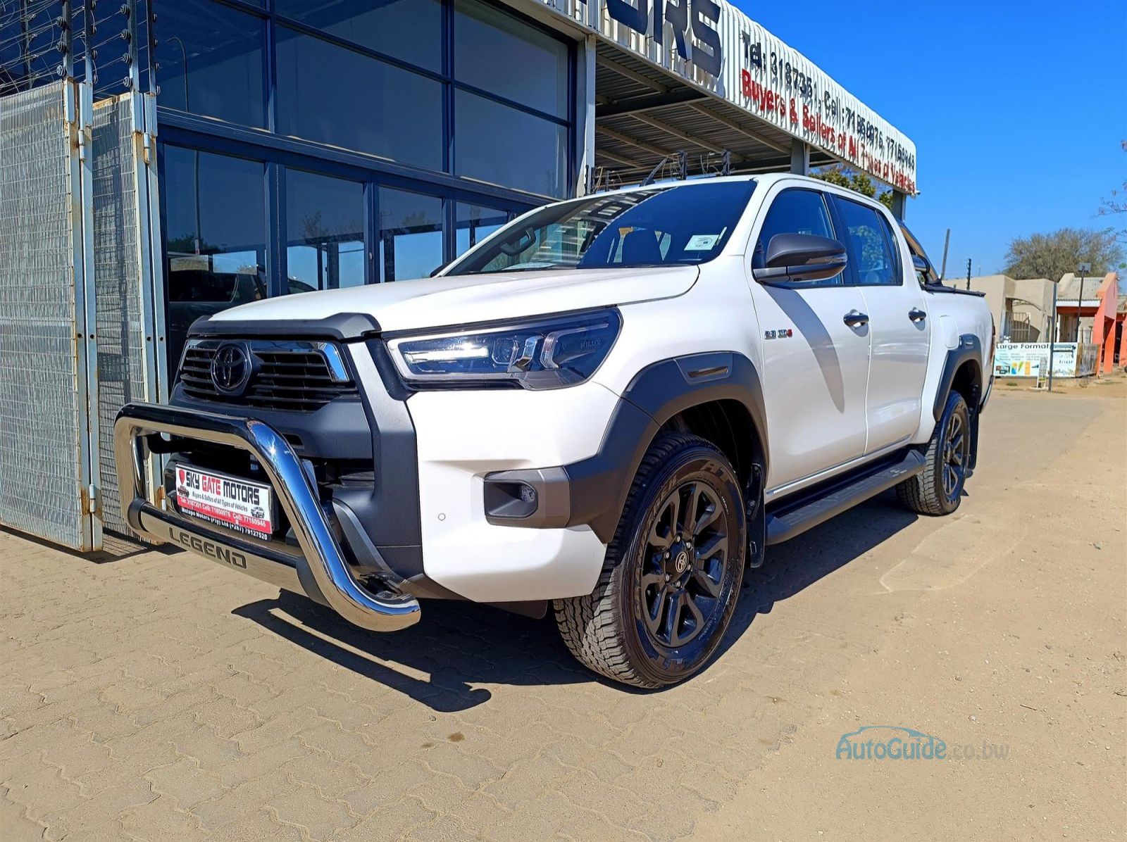 Used Toyota Hilux Legend 2.8 GD-6 for sale in Mogoditshane, Botswana