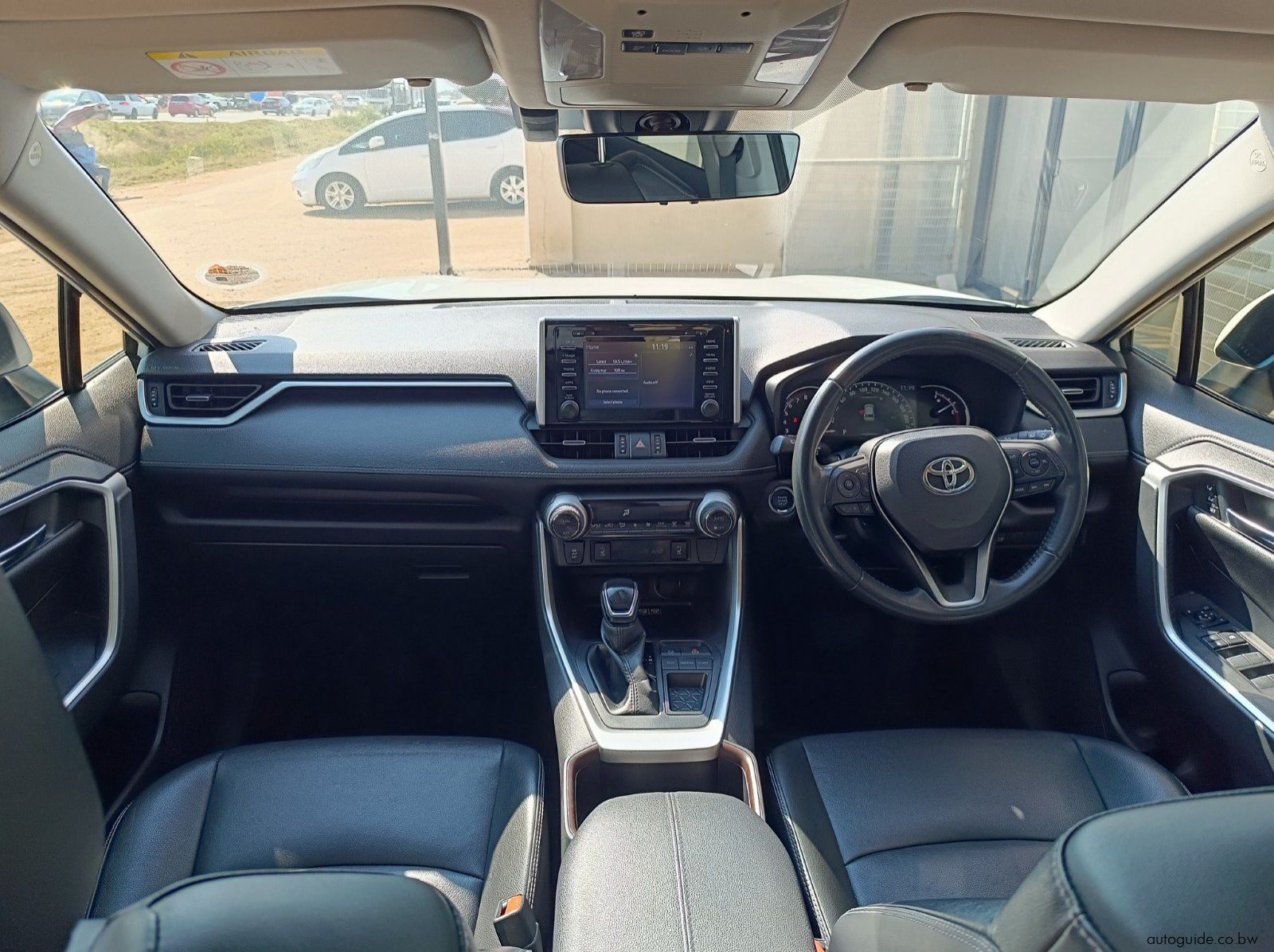 2022 Toyota Rav 4 VX pictures